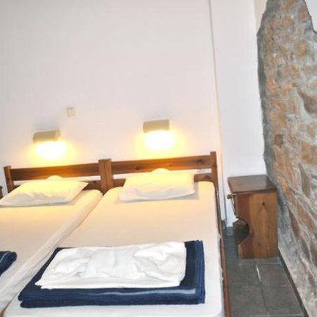 Odos Odysseos Aparthotel Ermoúpoli Eksteriør bilde